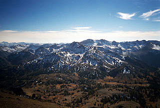 view from the summit of Leavitt peak and surrounding mountains
